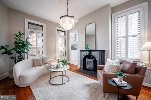 Washington, DC 20001,912 P ST NW