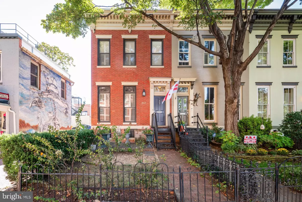 Washington, DC 20001,912 P ST NW