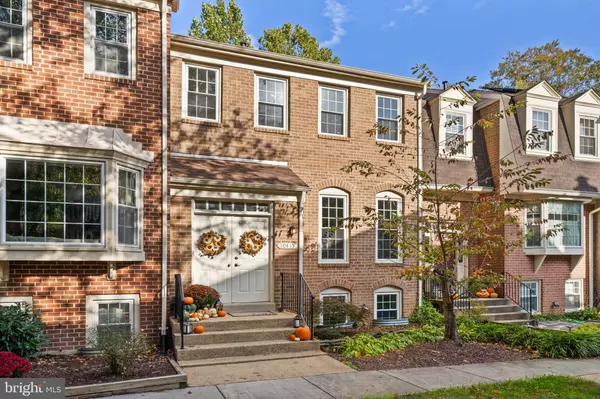 10415 CARRIAGEPARK CT,  Fairfax,  VA 22032