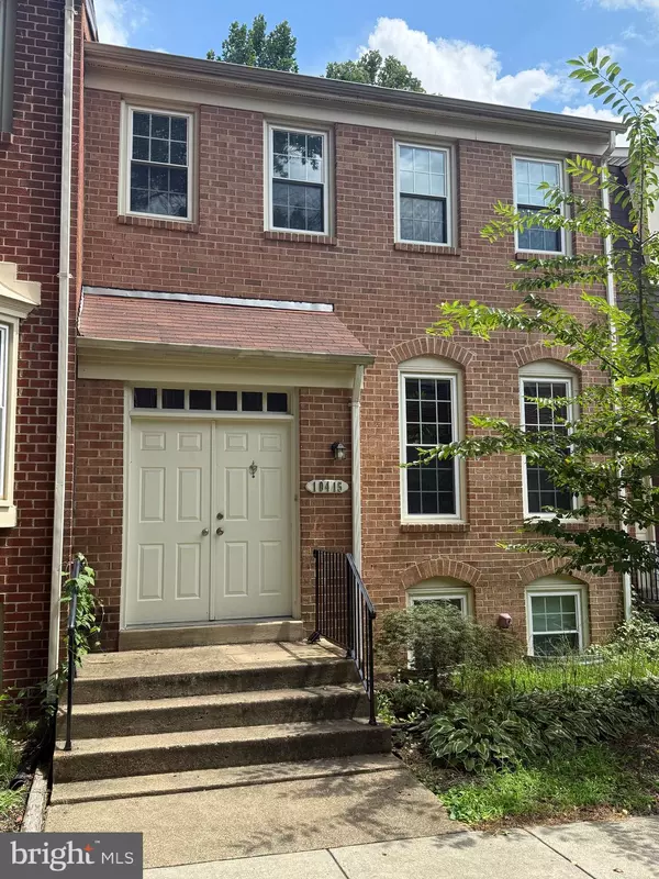 10415 CARRIAGEPARK CT, Fairfax, VA 22032