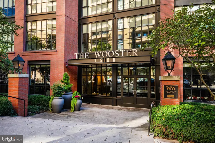 1600 CLARENDON BLVD #W407, Arlington, VA 22209