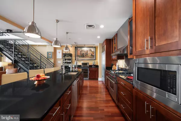 Arlington, VA 22209,1600 CLARENDON BLVD #W407