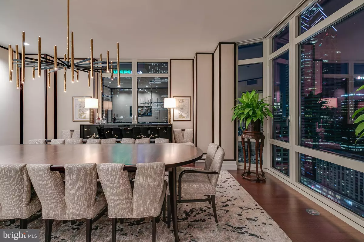 Philadelphia, PA 19103,130-00 S 18TH ST #2803