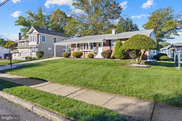 Hamilton, NJ 08610,15 ASHWOOD RD