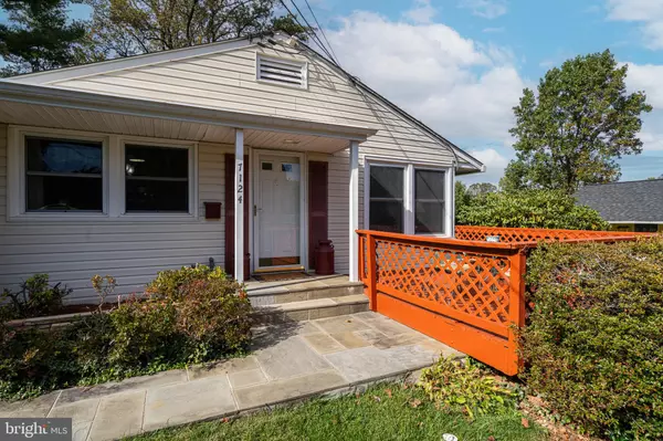 Falls Church, VA 22042,7124 WADE PL