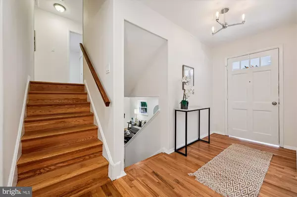 Rockville, MD 20853,14104 BAUER DR