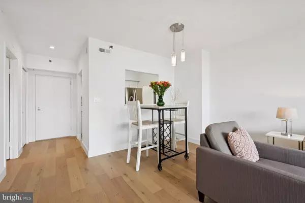 Falls Church, VA 22041,5505 SEMINARY RD #1608N