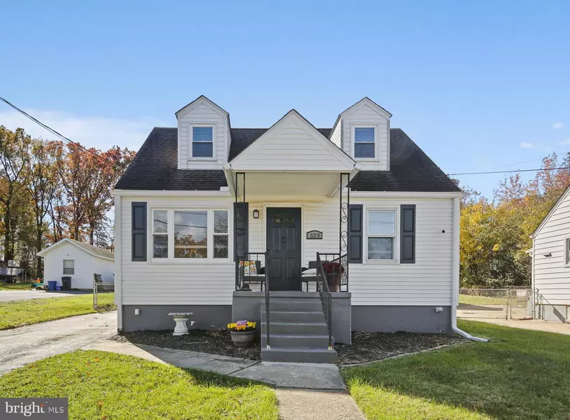 323 OBERLE AVE, Essex, MD 21221