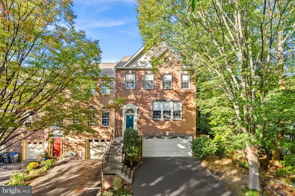 Fairfax, VA 22033,4009 ROSEMEADE DR