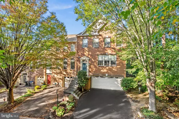 Fairfax, VA 22033,4009 ROSEMEADE DR