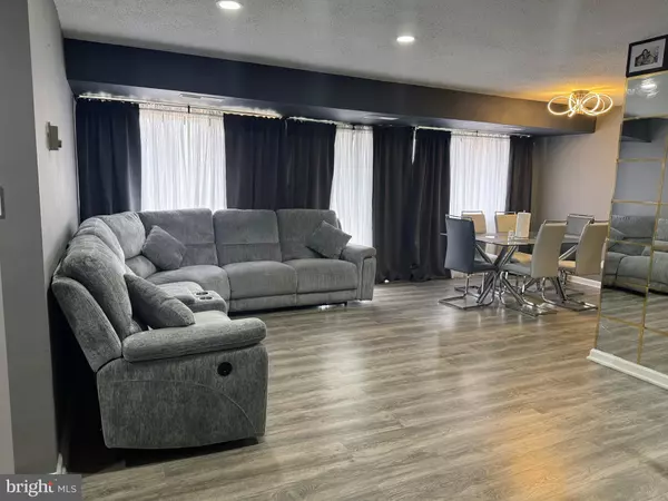 Alexandria, VA 22312,5831 QUANTRELL AVE #505