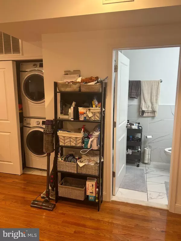 Philadelphia, PA 19148,1704 E PASSYUNK AVE