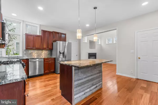 Elkridge, MD 21075,7129 STONE THROW WAY