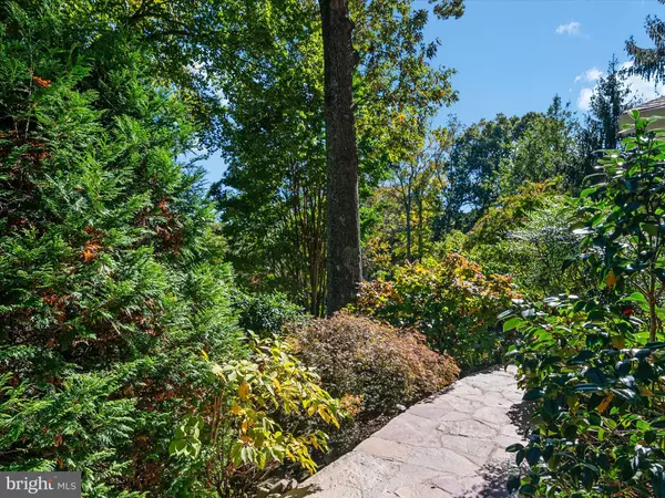 Annapolis, MD 21401,1676 SAINT ALBANS SQ