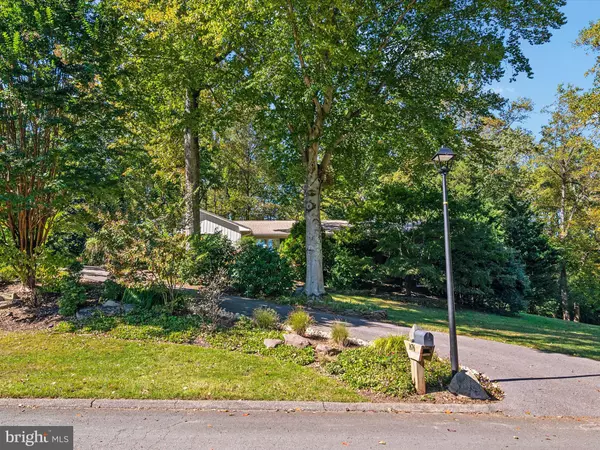 Annapolis, MD 21401,1676 SAINT ALBANS SQ