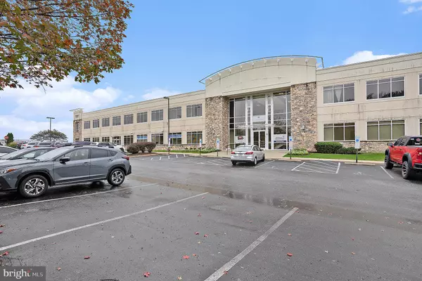 Aston, PA 19014,2901 DUTTON MILL RD #210