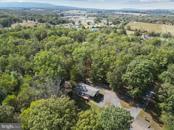 Winchester, VA 22603,220 CHESTNUT GROVE RD