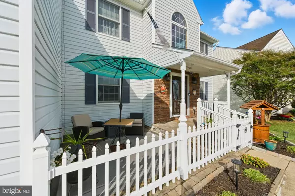 Bear, DE 19701,16 LOCHVIEW DR