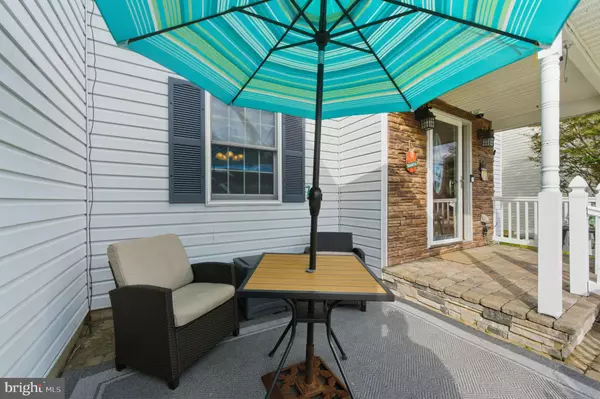 Bear, DE 19701,16 LOCHVIEW DR