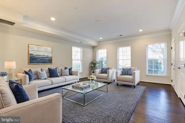 Leesburg, VA 20175,451 KORNBLAU TER SE