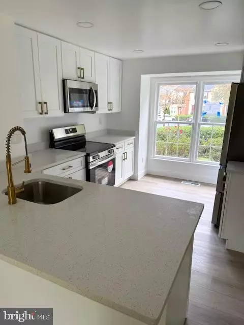 Montgomery Village, MD 20886,8500 HAWK RUN TER