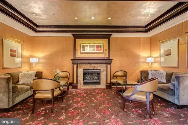 Potomac, MD 20854,12500 PARK POTOMAC AVE #709