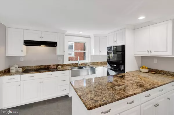 Strasburg, PA 17579,24 MILLER ST