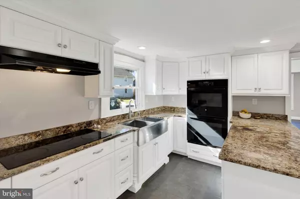 Strasburg, PA 17579,24 MILLER ST