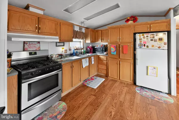 Coatesville, PA 19320,8 PENNEY LN