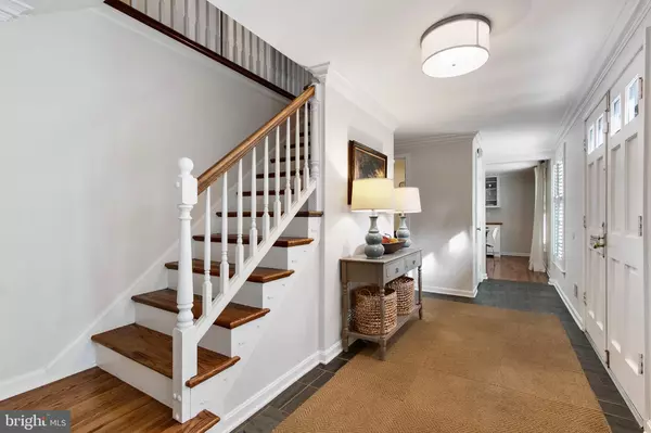 Potomac, MD 20854,1401 FALLSMEAD WAY