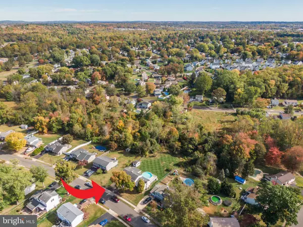 Warminster, PA 18974,971 CORNELL DR