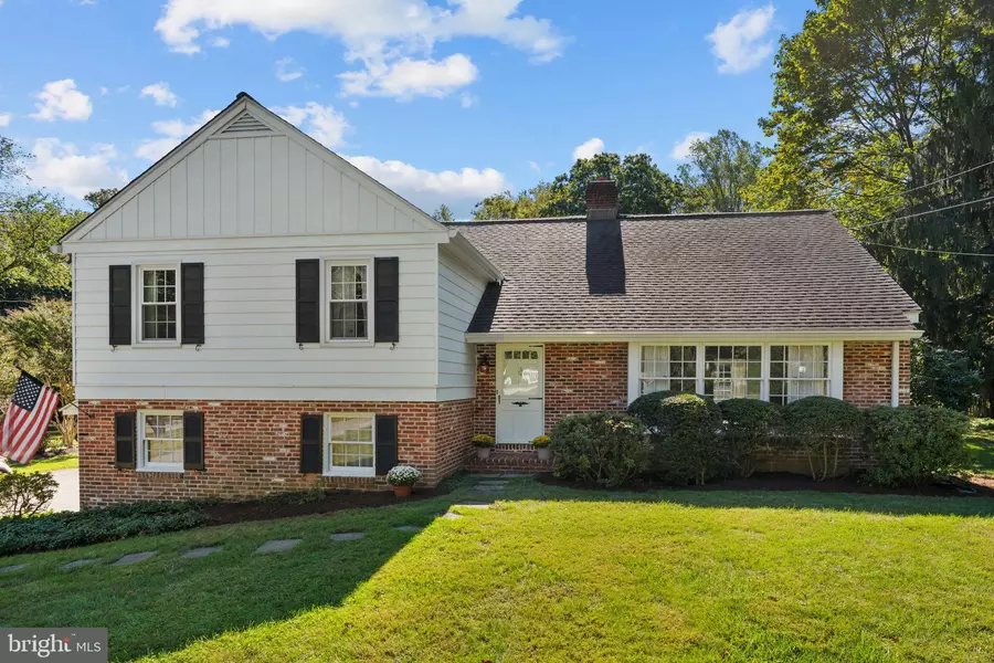 962 WEADLEY RD, Radnor, PA 19087