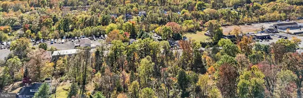 Douglassville, PA 19518,0 W RTE 422