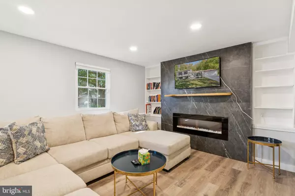 15904 ARK CT, Bowie, MD 20716