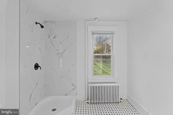 Sewell, NJ 08080,961 MAIN ST