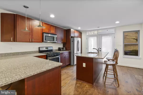 Baltimore, MD 21230,402 E FORT AVE