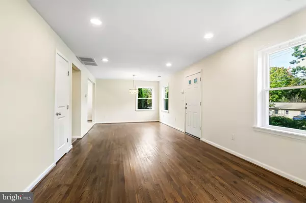 Lanham, MD 20706,9119 6TH ST