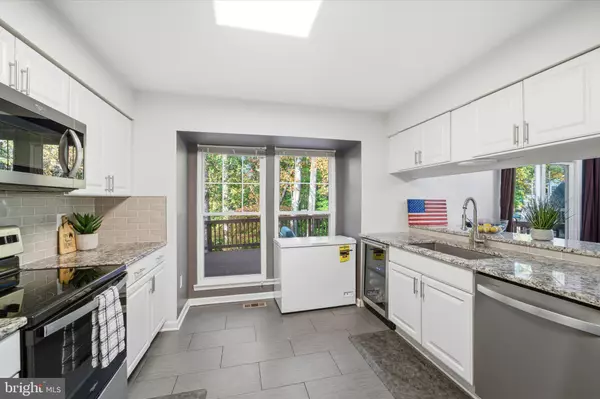 Woodbridge, VA 22192,3098 FENNEGAN CT