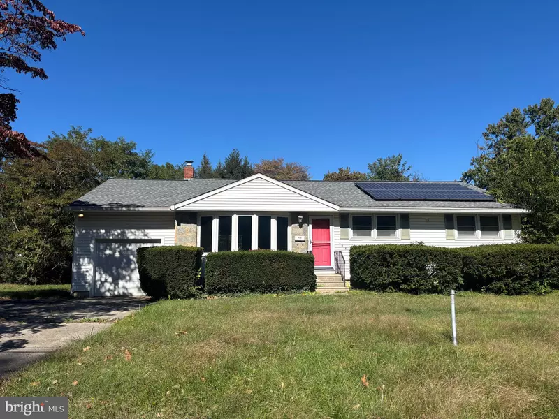 423 PARK BLVD, Moorestown, NJ 08057