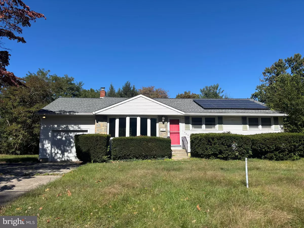 Moorestown, NJ 08057,423 PARK BLVD