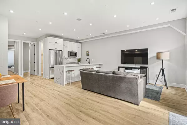 Washington, DC 20001,725 EUCLID ST NW #1