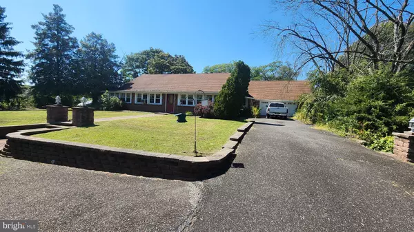 Sewell, NJ 08080,418 PITMAN RD