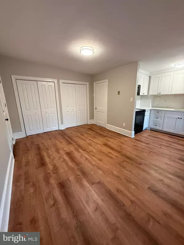 Doylestown, PA 18901,3 W COURT ST #3