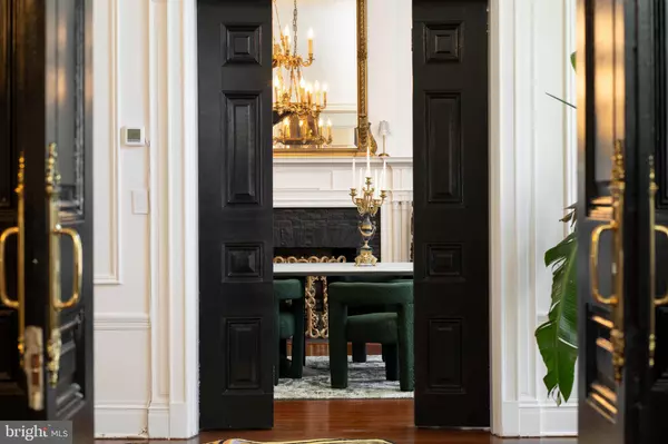 Pikesville, MD 21208,336 LYON CT