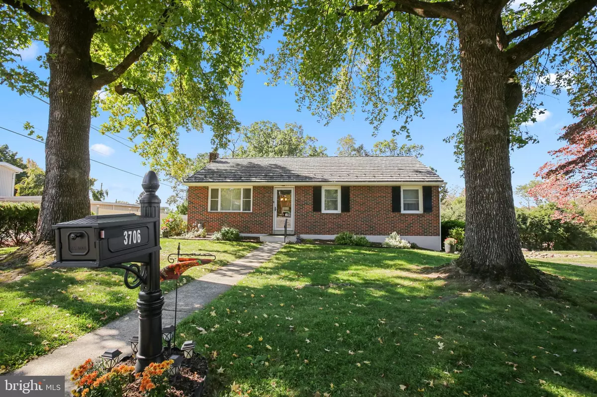 Reading, PA 19605,3706 ROSEWOOD RD