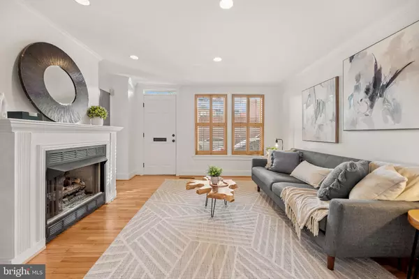 Alexandria, VA 22314,1107 QUEEN ST