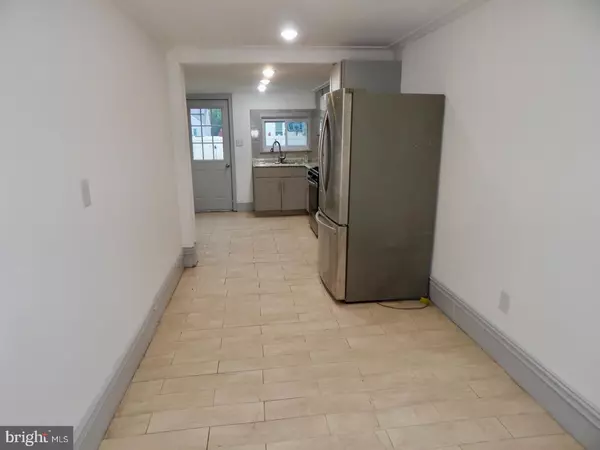 Woodbury, NJ 08096,33 HIGH ST #A