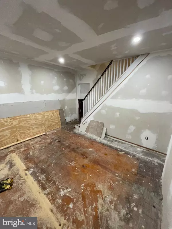 Wilmington, DE 19801,321 E 9TH ST