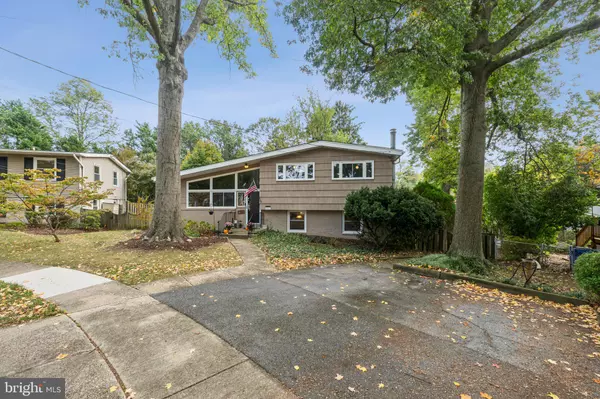 Kensington, MD 20895,11411 CAM CT