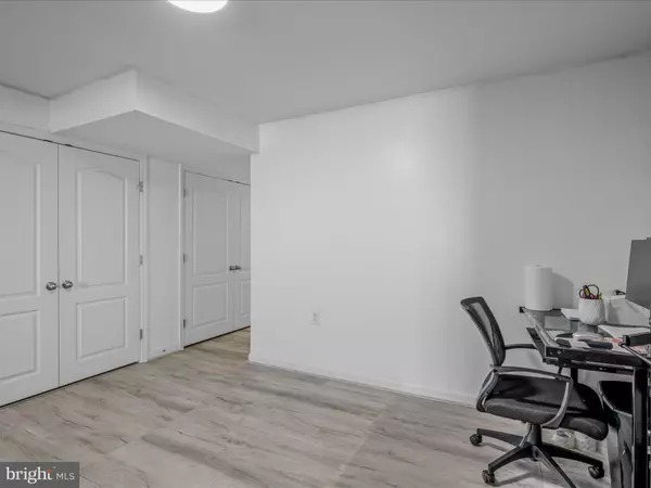 Hedgesville, WV 25427,36 VENTURA